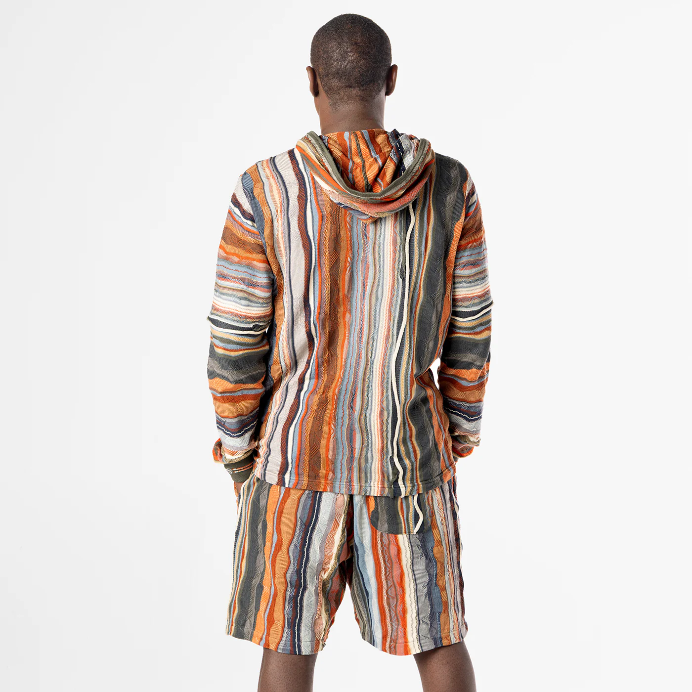 New - COOGI Light Weight Sweater Knit shorts in Natural - Image 8