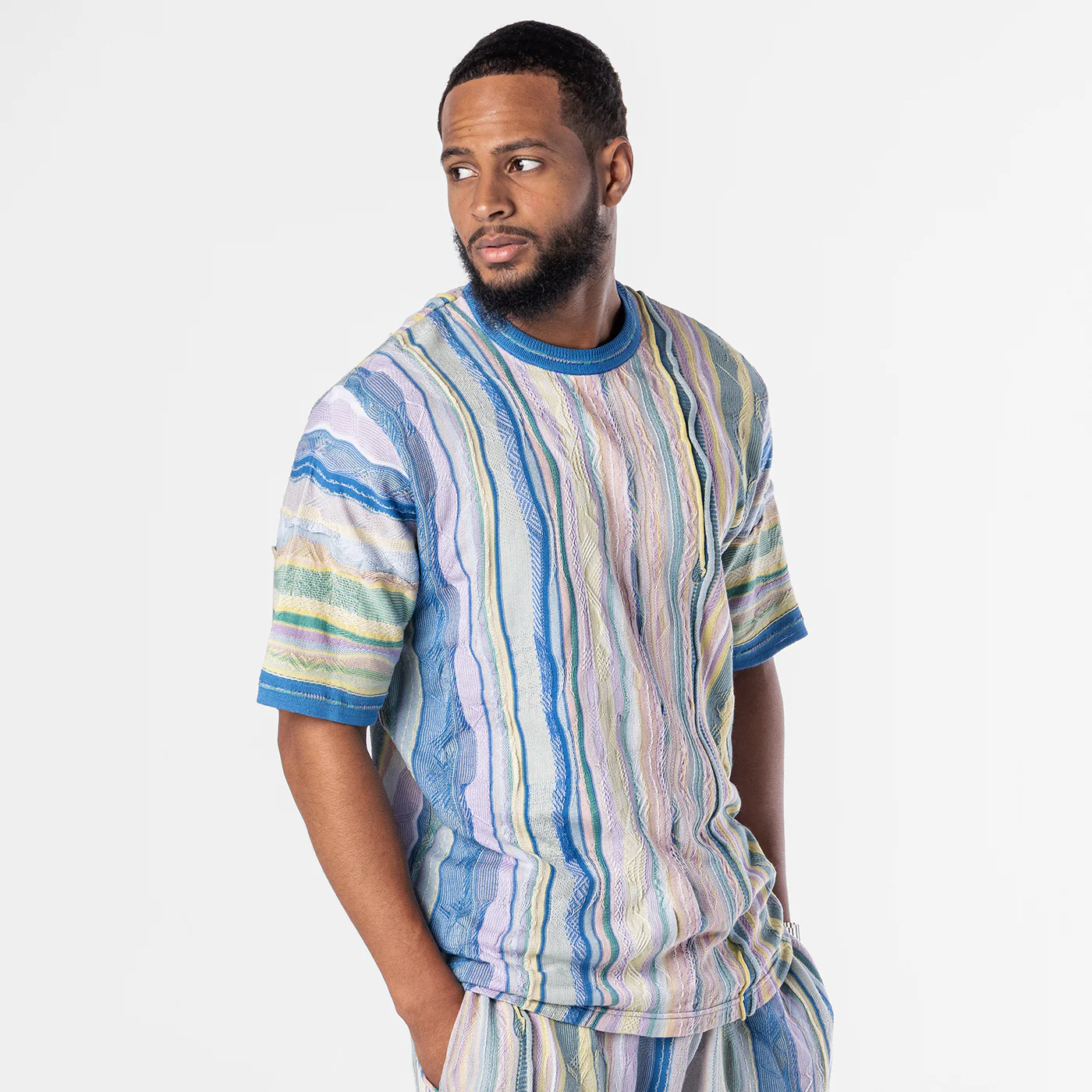New- COOGI Light Weight Sweater Knit Tee in Pink and Blue - Image 4